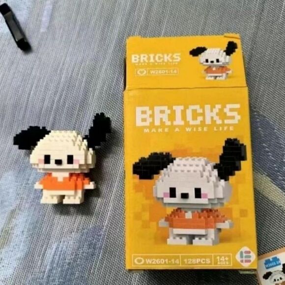 Brand New Minions Bricks Lego Figure - Picture 5 of 5